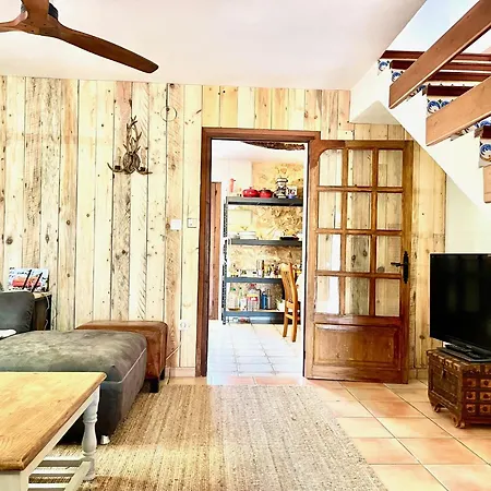 Apartment Sunny With Sea View, Lots Of Land, Very Quiet *